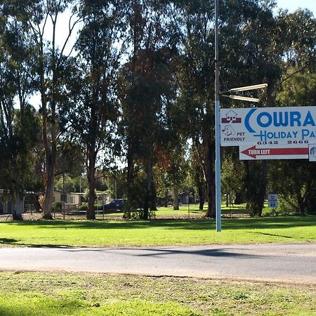 Cowra Holiday Park מראה חיצוני תמונה