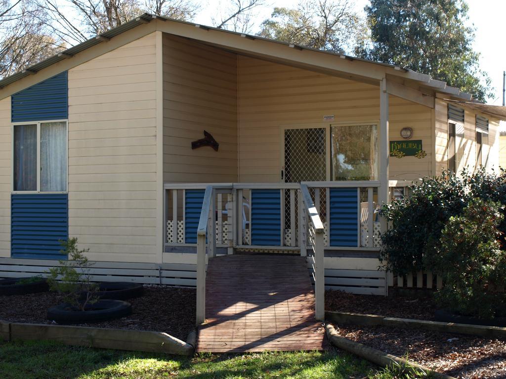 Cowra Holiday Park מראה חיצוני תמונה