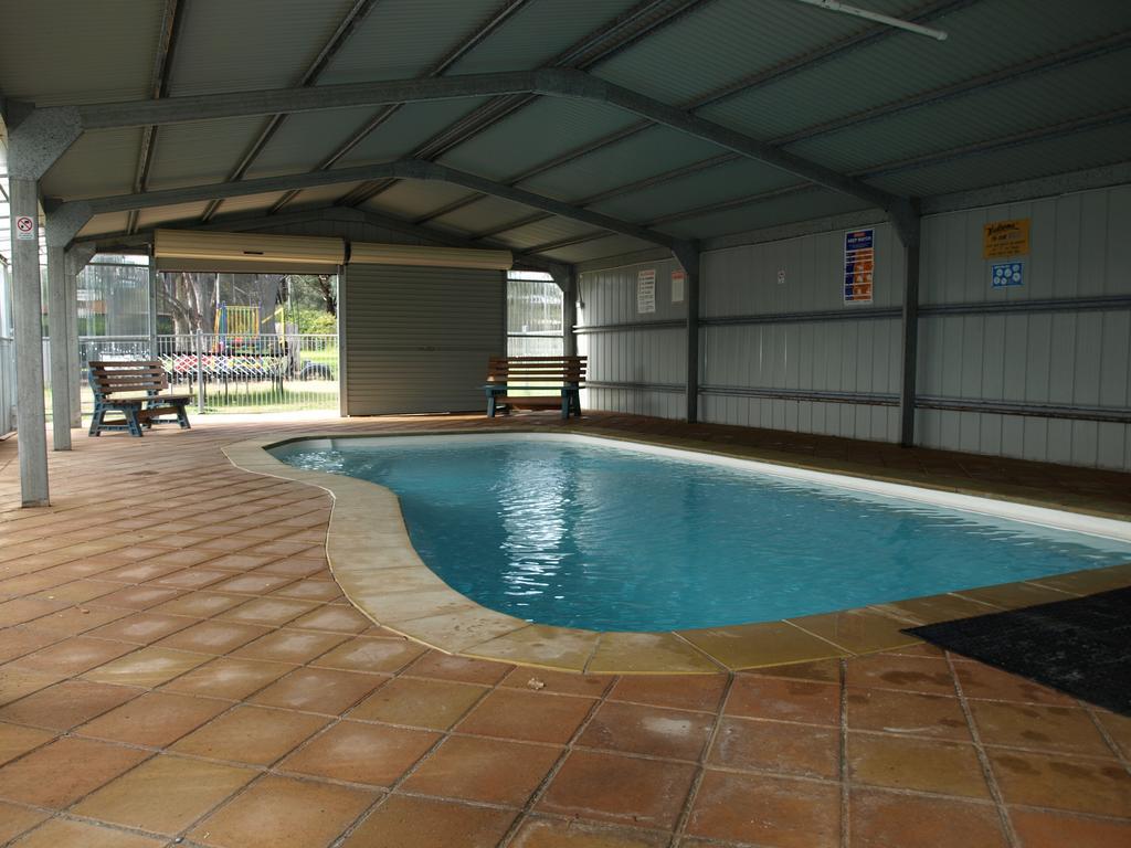 Cowra Holiday Park מראה חיצוני תמונה